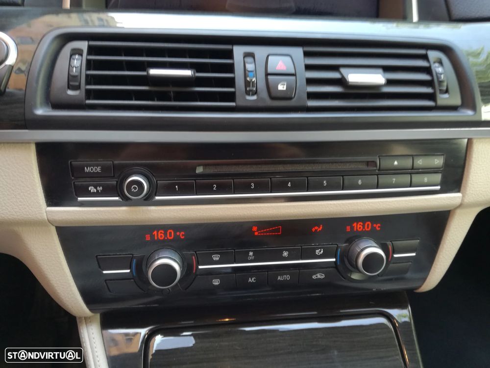 BMW 530 d Line Luxury Auto - 27