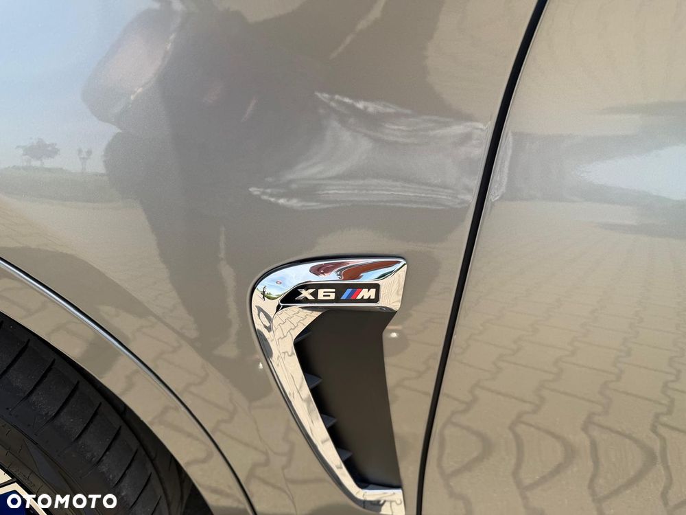 BMW X6M - 29