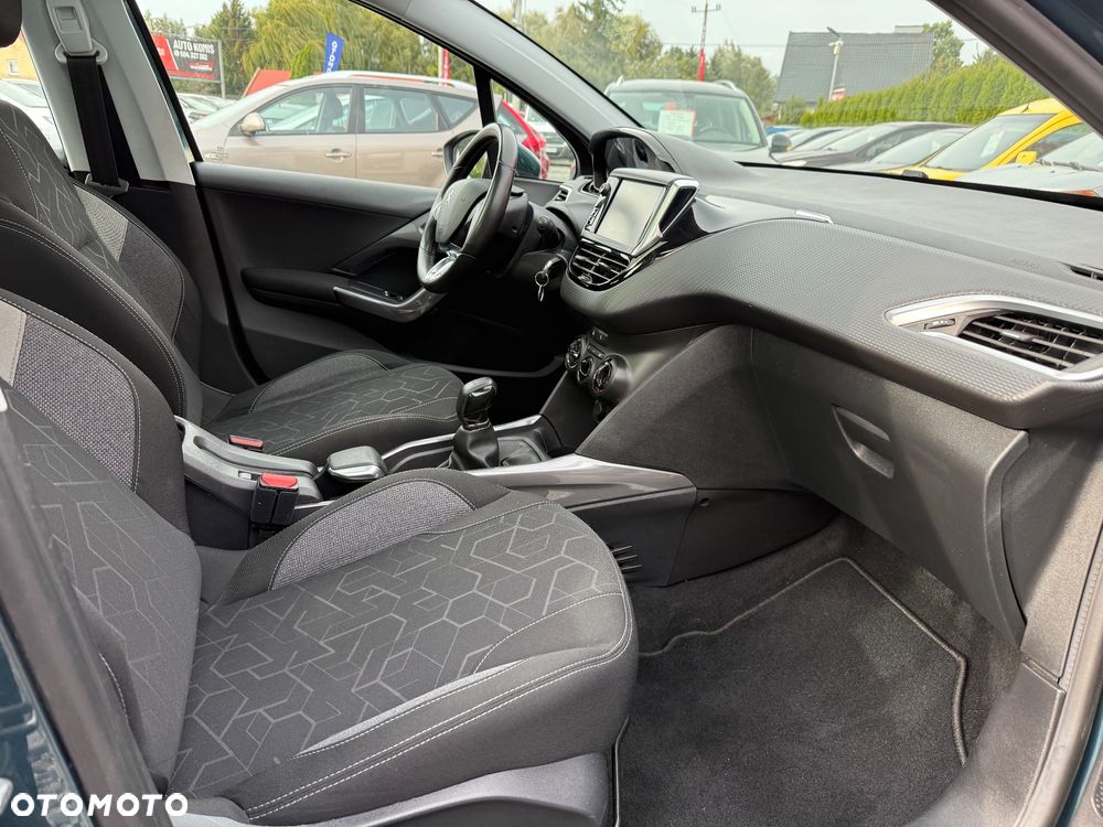 Peugeot 2008 1.2 Pure Tech Active - 9