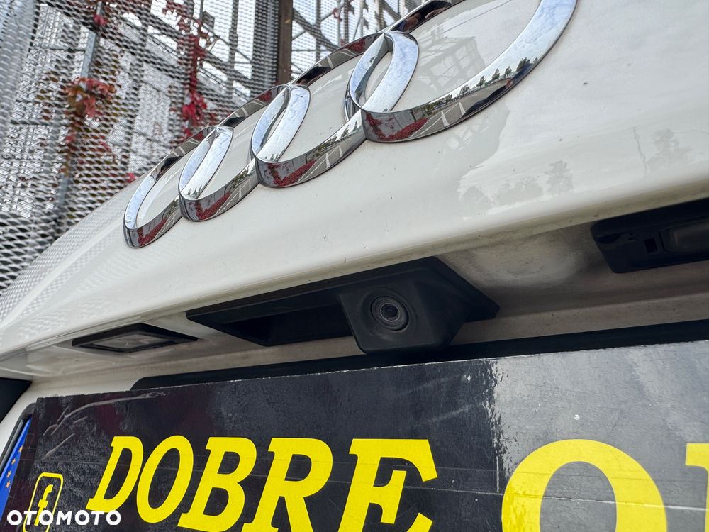 Audi Q3 2.0 TFSI quattro S tronic - 32