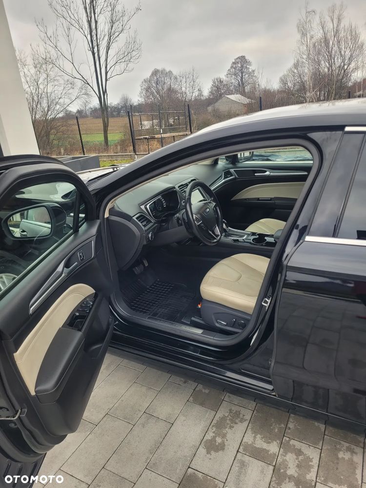 Ford Mondeo 2.0 TDCi Titanium 4WD PowerShift - 18