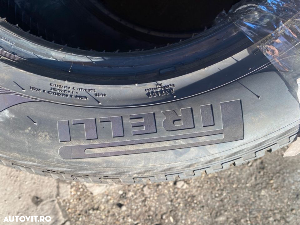 vand 4 anvelope 215/65/17 pirelli de iarnă ca noi - 5