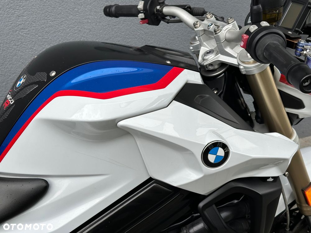 BMW F - 13
