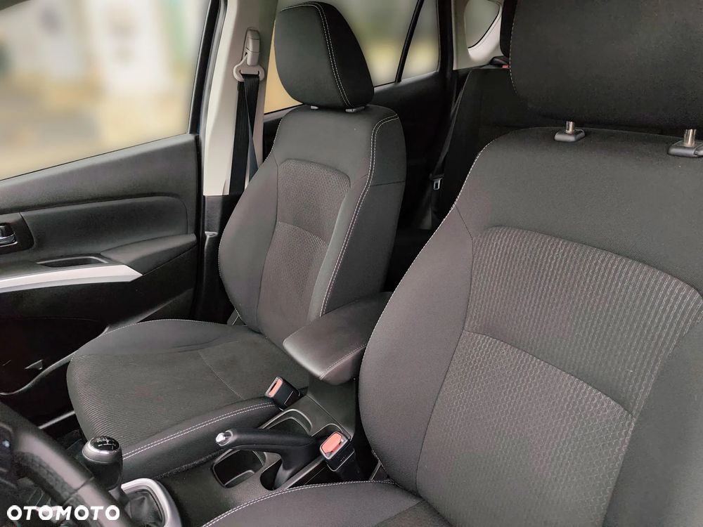 Suzuki SX4 S-Cross 1.0 T Premium - 11