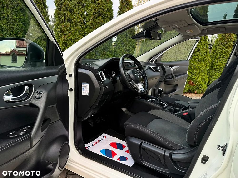 Nissan Qashqai 1.3 DIG-T Tekna - 17