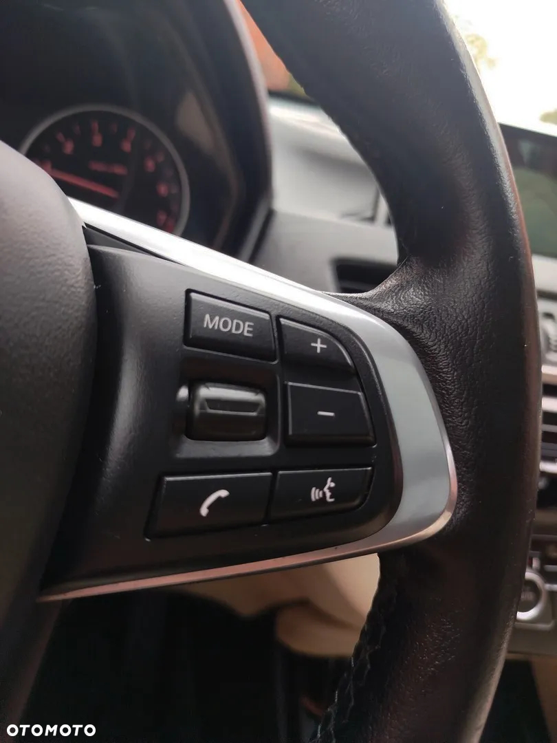 BMW X1 - 13