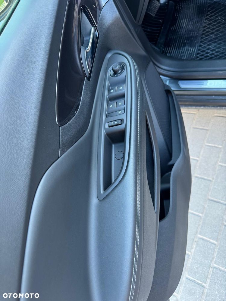 Opel Mokka X 1.4 T Enjoy S&S 4x4 - 9