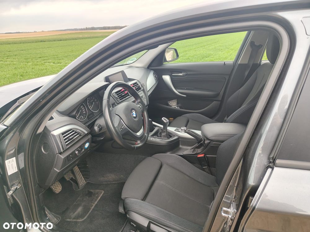 BMW Seria 1 118i Sport Line - 10