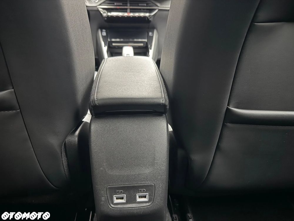 Peugeot 208 PureTech 100 EAT8 Allure Pack - 23