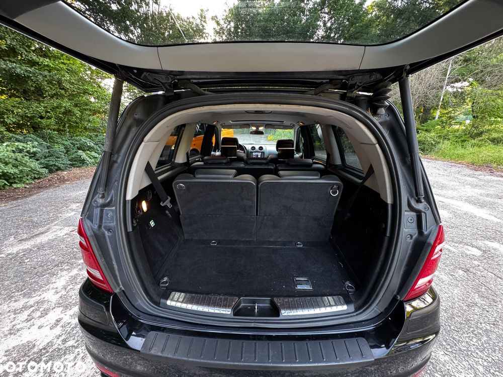 Mercedes-Benz GL 450 - 28