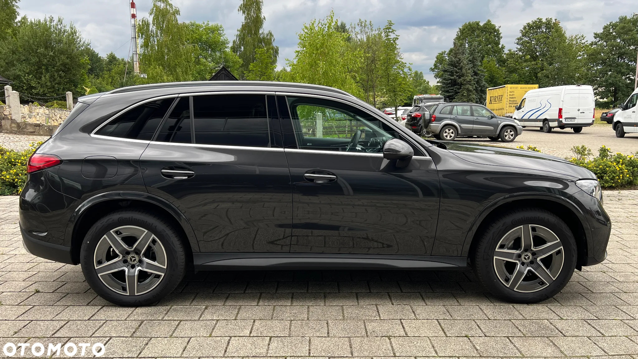 Mercedes-Benz GLC 300 e 4-Matic Avantgarde - 4