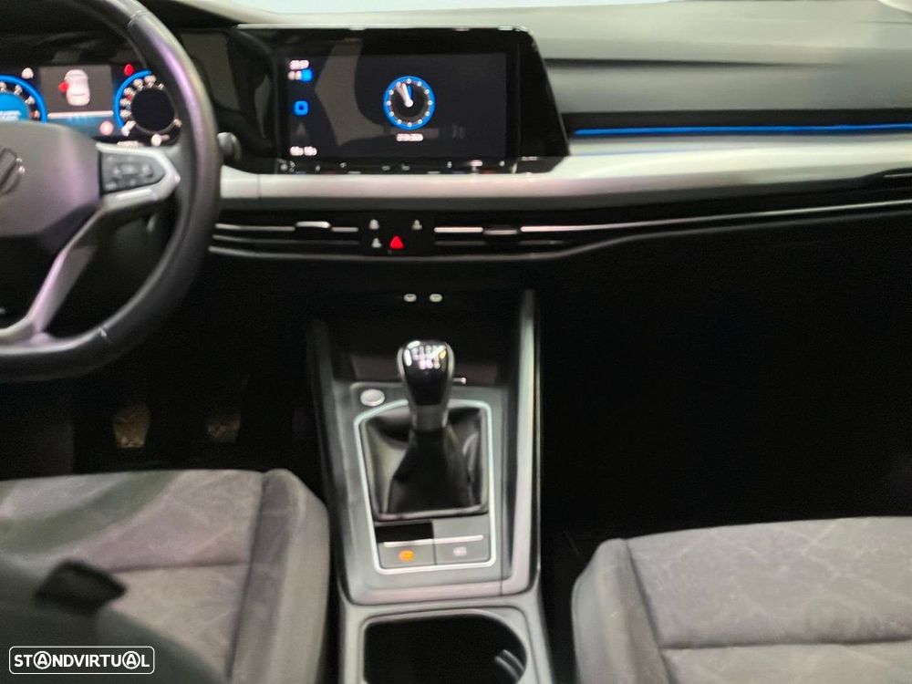 VW Golf 1.0 TSI Life - 10