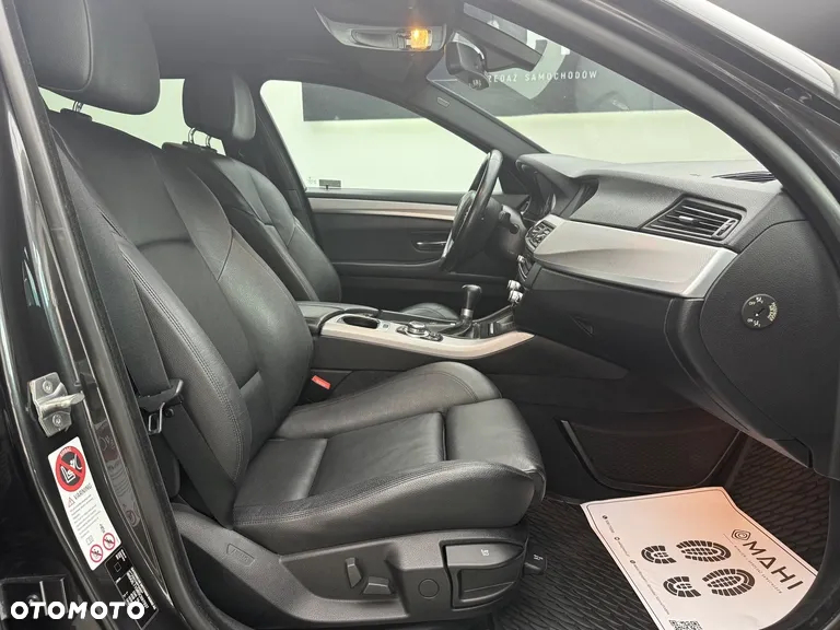 BMW Seria 5 520i - 18