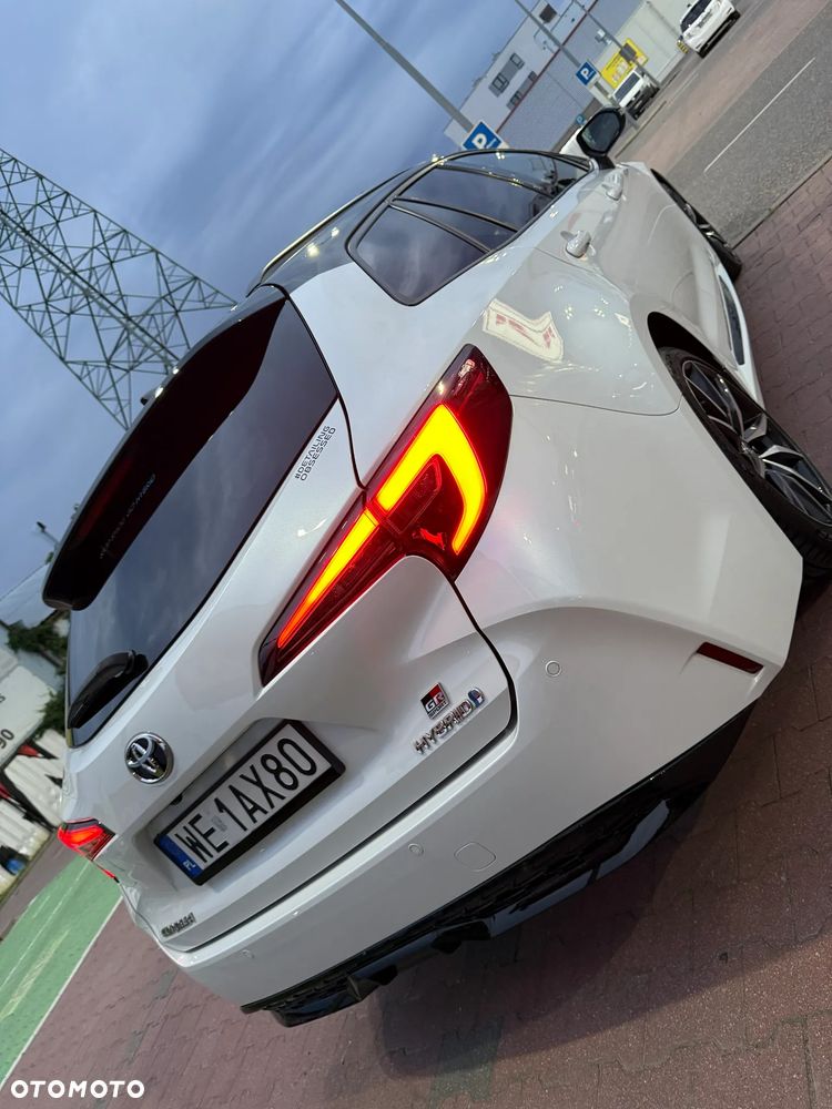 Toyota Corolla 2.0 Hybrid GR Sport Dynamic - 39
