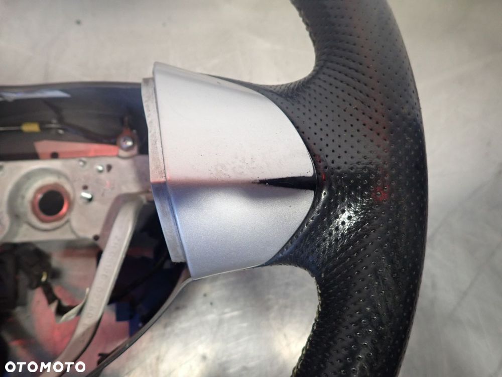 KIEROWNICA MITSUBISHI LANCER VIII 1.5 - 3