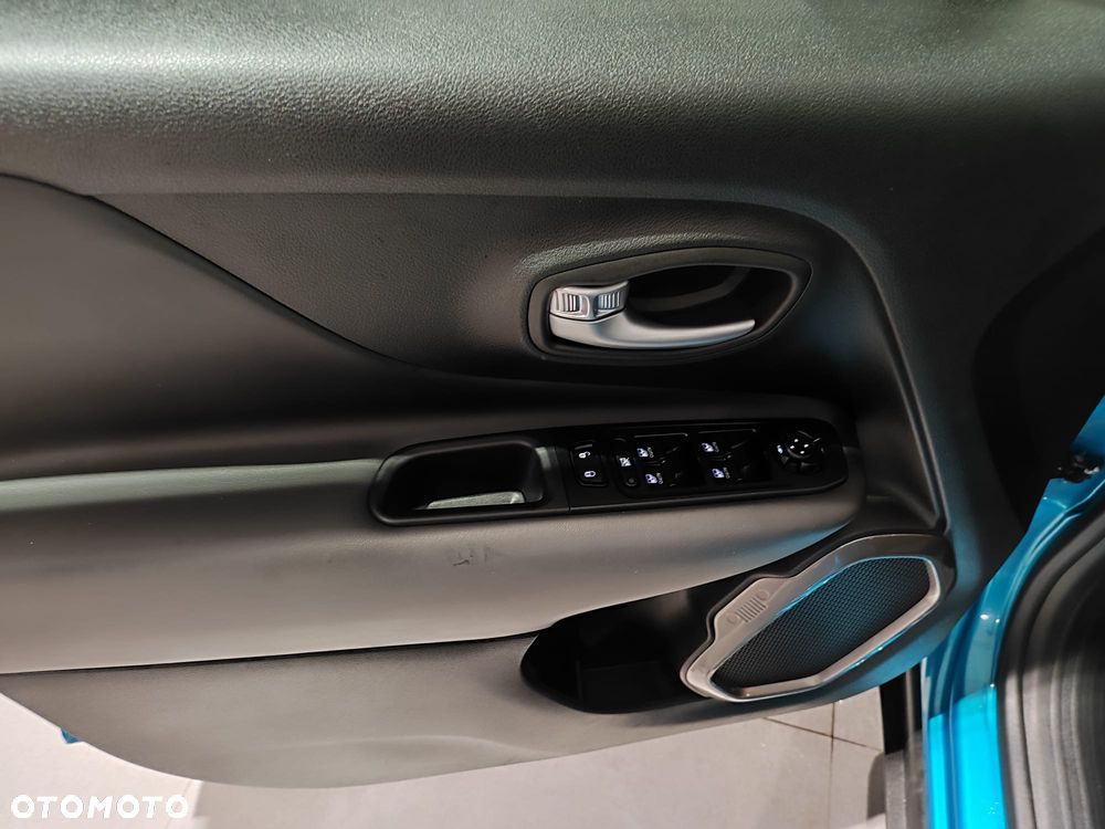 Jeep Renegade 1.5 T4 mHEV Limited FWD S&S DCT - 15