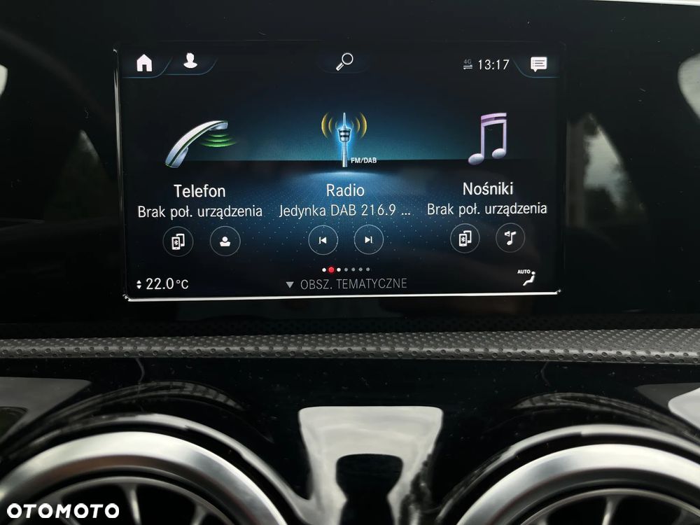 Mercedes-Benz CLA 180 Progressive 7G-DCT - 19