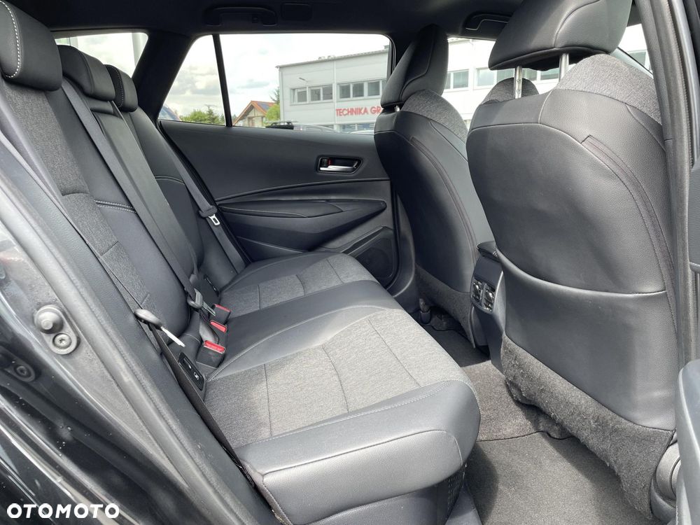 Toyota Corolla 1.8 Hybrid Comfort - 9