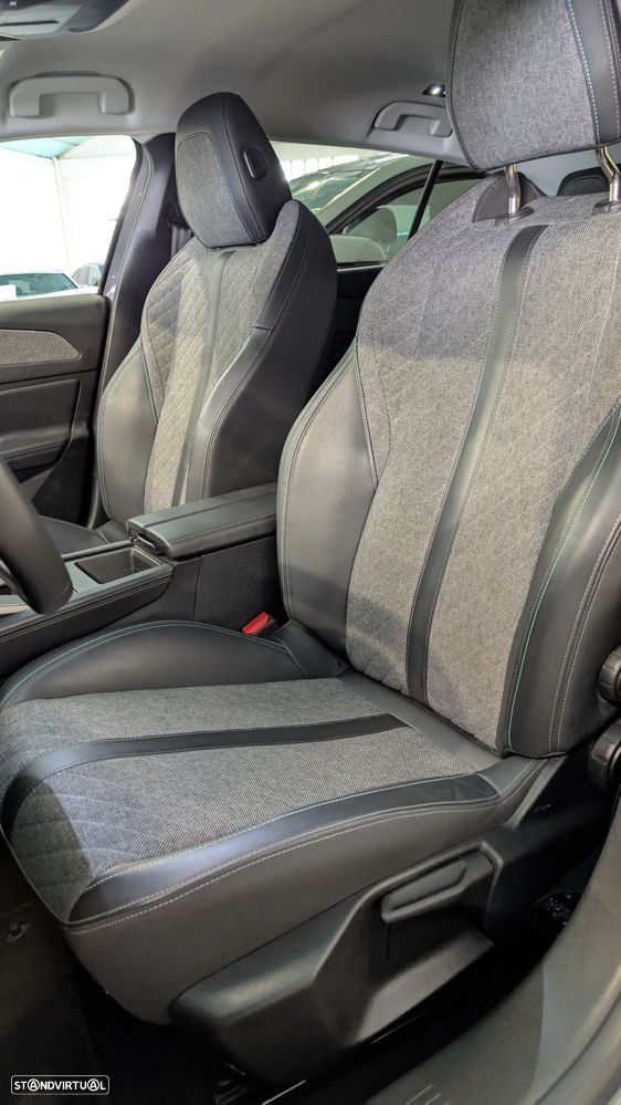 Peugeot 408 1.6 Hybrid Allure e-EAT8 - 15