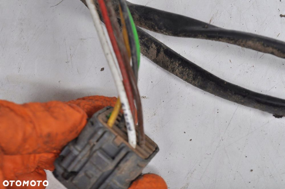 ISUZU D-MAX II HAK HOLOWNICZY 5-8676-0899-0 - 10