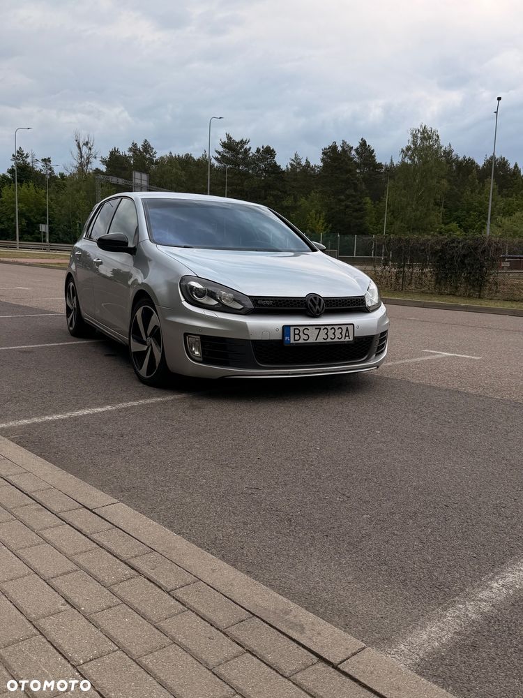 Volkswagen Golf - 13