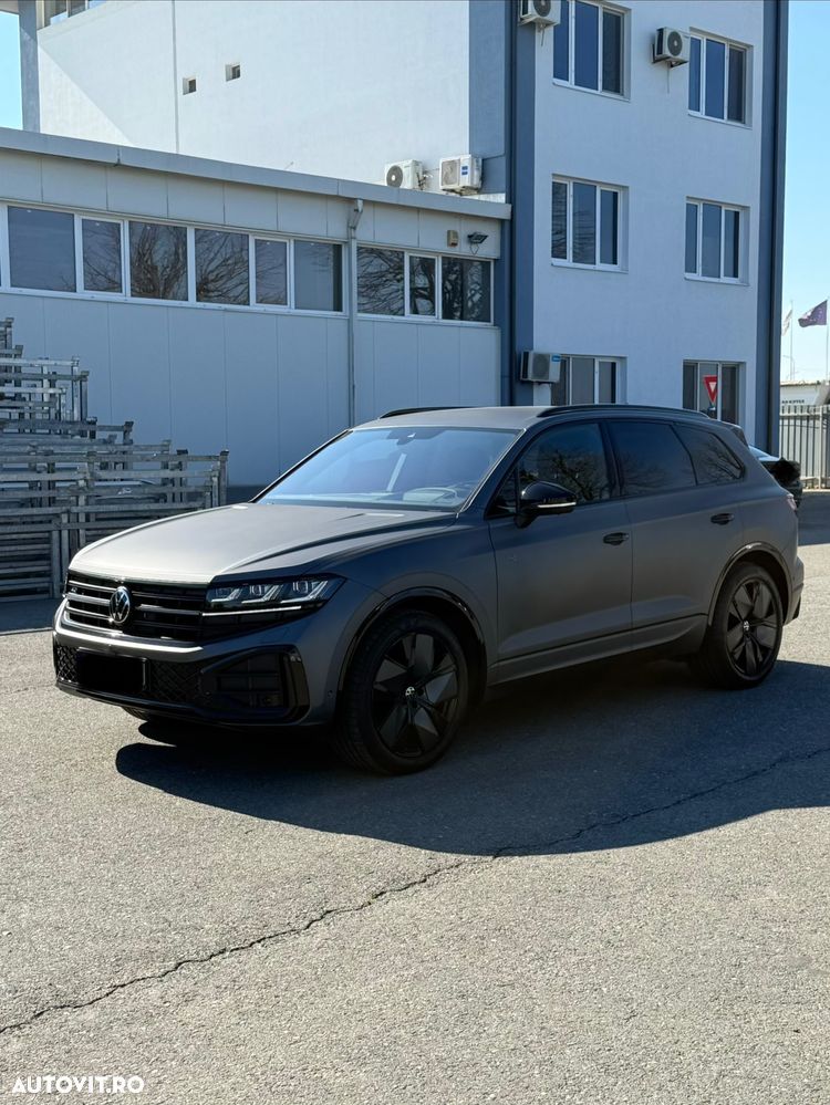 Volkswagen Touareg V6 TDI 4MOTION R-Line - 2