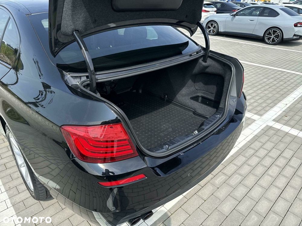 BMW Seria 5 520d xDrive M Sport sport - 27
