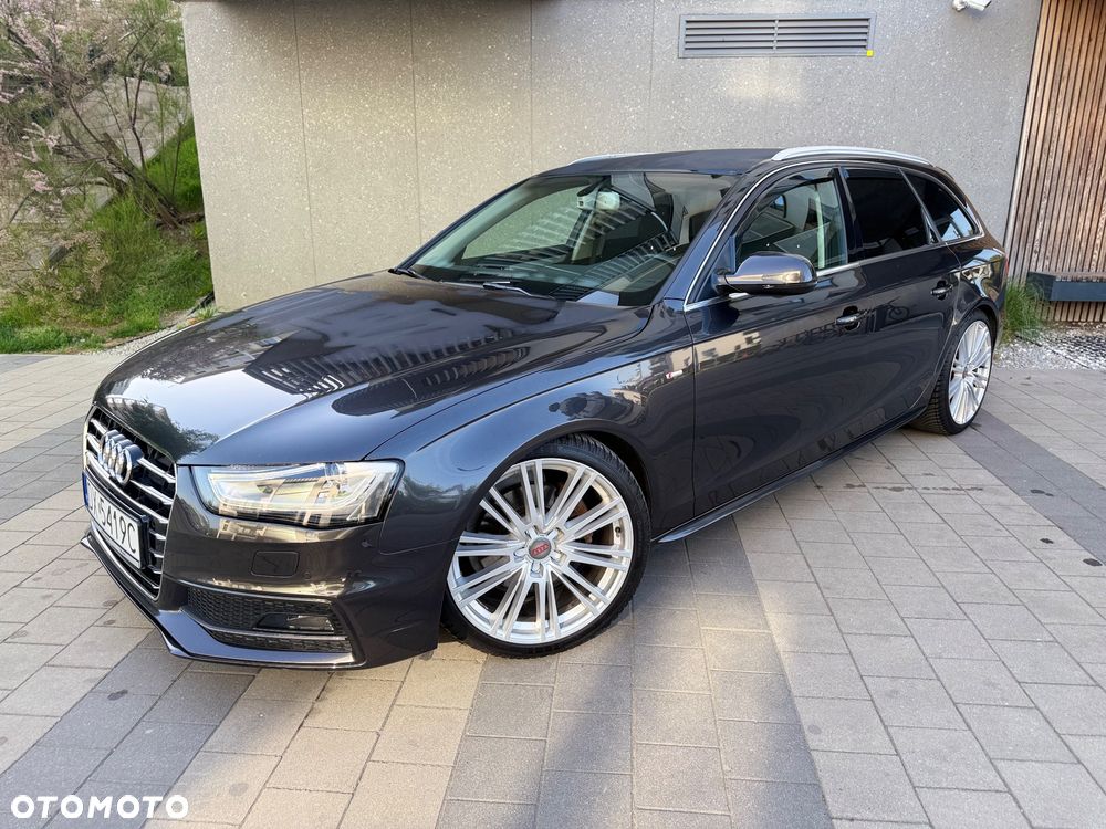Audi A4 Avant - 30