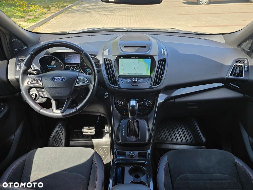Ford Kuga 2.0 TDCi 4x4 ST-Line - 15