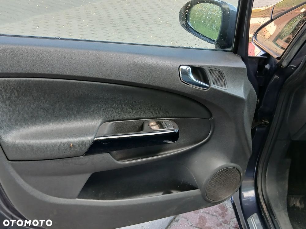 Opel Corsa 1.4 16V Innovation 110 Jahre - 19