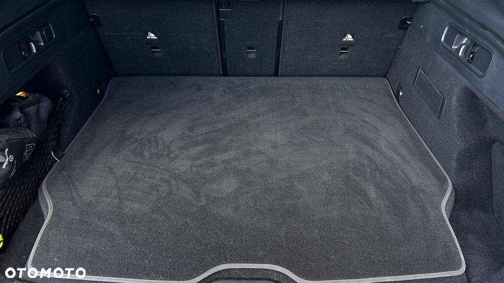 Mercedes-Benz GLC 300 de 4-Matic AMG Line - 31