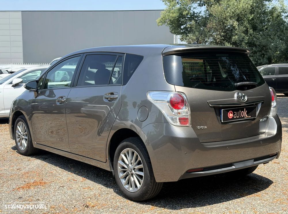 Toyota Verso 1.6 D-4D Comfort+GPS - 13