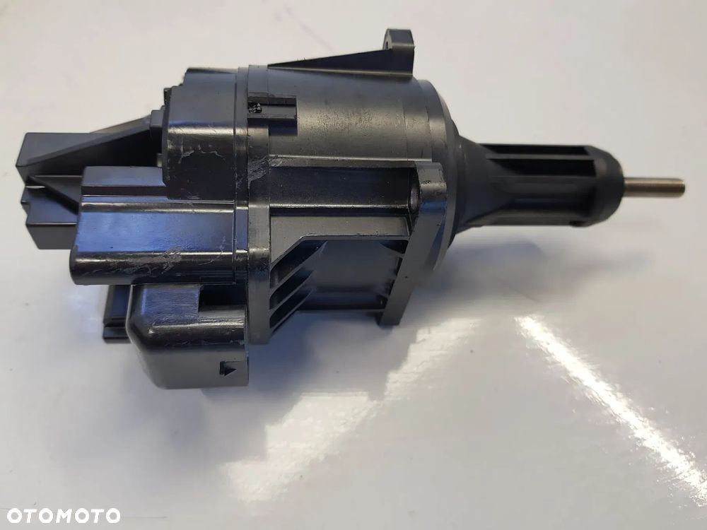 NOWY Nastawnik turbiny turbosprężarki BMW F06 F07 F10 F11 F12 F13 F15 F16 F20 F21 F22 F23 F25 F26 F30 F31 F32 F33 F34 F3 - 2
