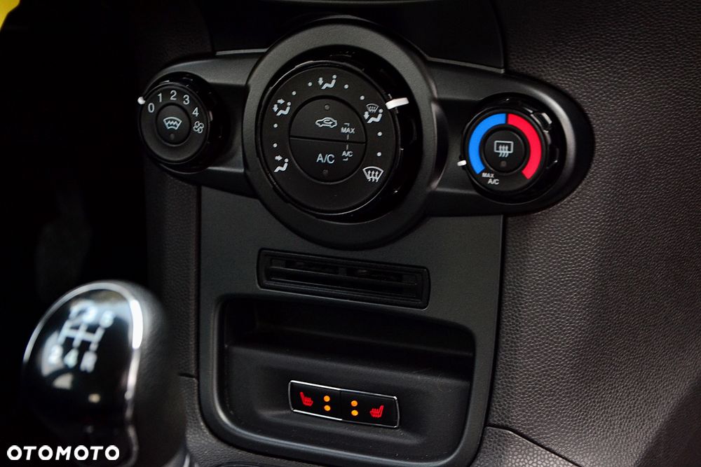 Ford Fiesta 1.25 Titanium EU5 - 18