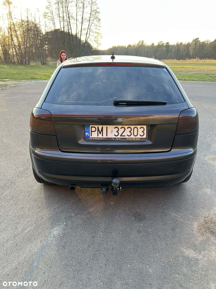 Audi A3 3-drzwiowe 1.6 Ambiente - 5