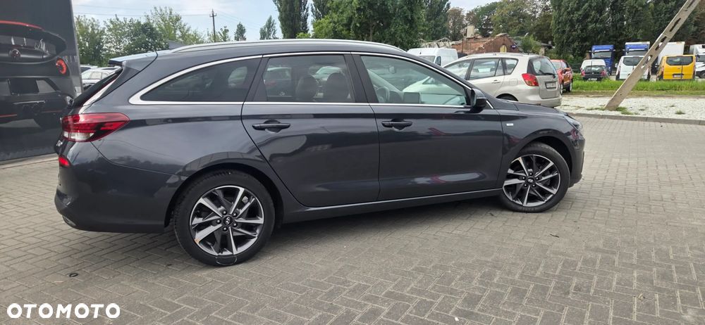Hyundai i30 1.5 T-GDI 48V-Hybrid EDITION 30 - 14