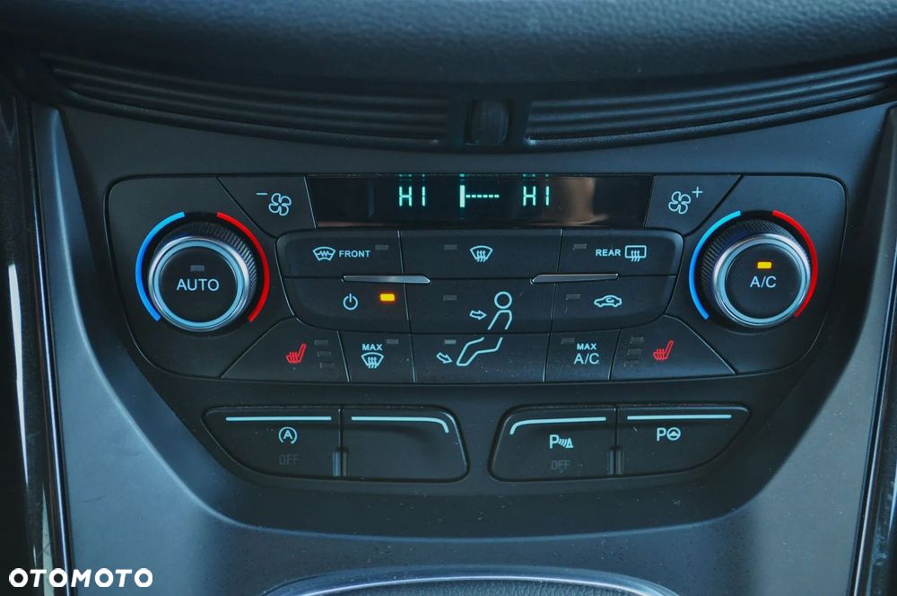 Ford Kuga 1.5 EcoBoost 2x4 ST-Line - 22
