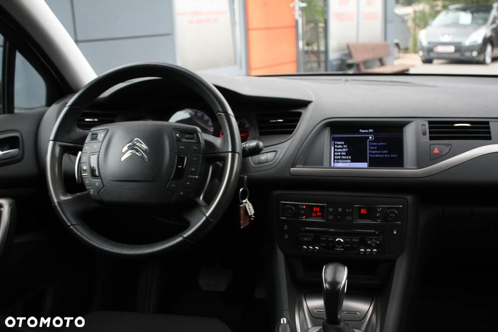 Citroën C5 e-HDi 115 EGS6 FAP Selection - 24