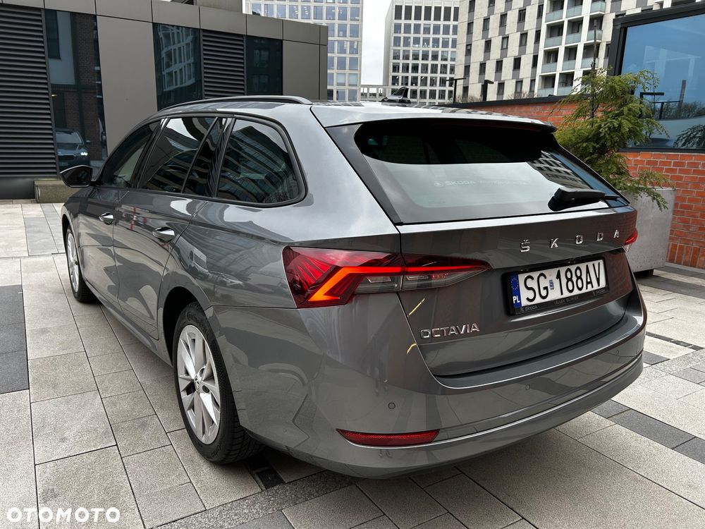 Skoda Octavia 2.0 TDI Ambition DSG - 14