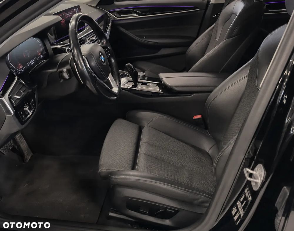BMW Seria 5 518d Sport Line sport - 7