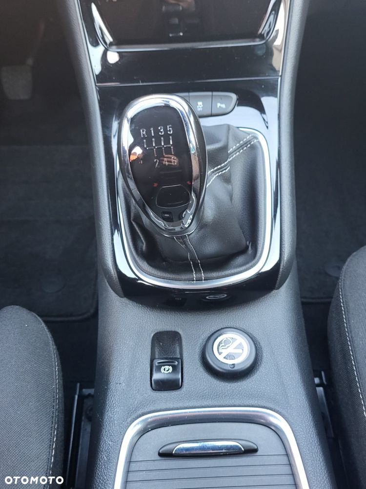 Opel Astra 1.6 D (CDTI) Dynamic - 23