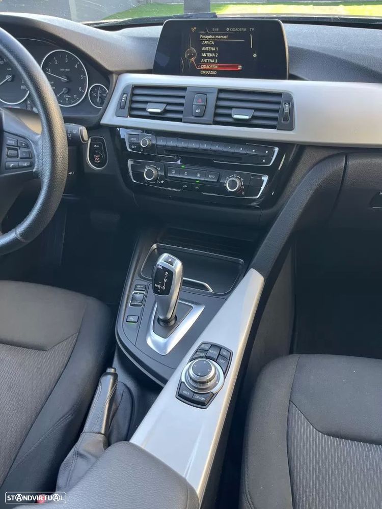 BMW 320 d Touring Aut. M Sport - 53