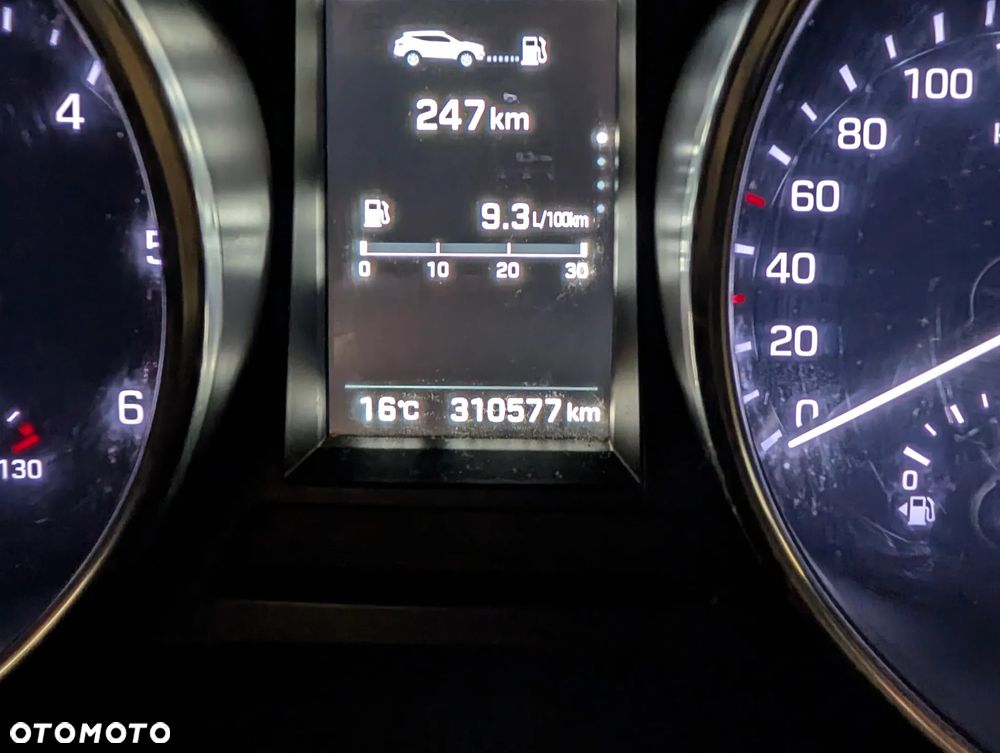 Hyundai Santa Fe - 10