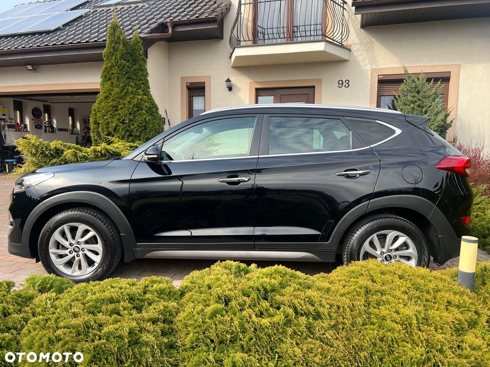 Hyundai Tucson 2.0 CRDi 4WD Automatik Style - 6