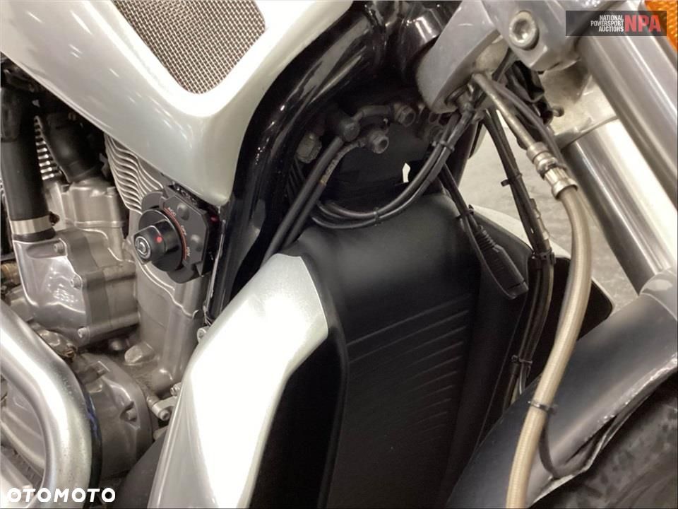 Harley-Davidson V-Rod Muscle - 17