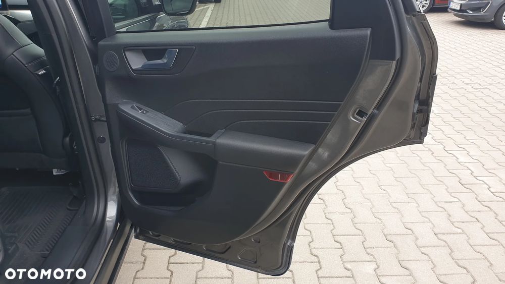 Ford Kuga 2.5 FHEV AWD Titanium X - 11