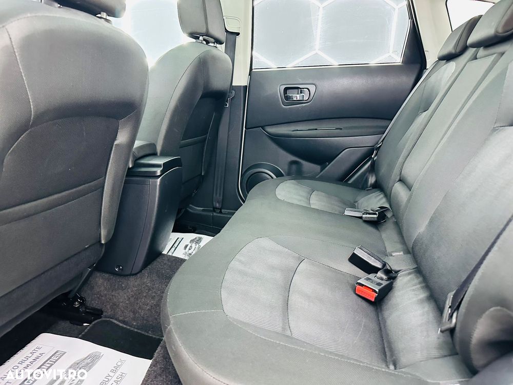 Nissan Qashqai 2.0 DCI 4 x 4 DPF Aut tekna - 15