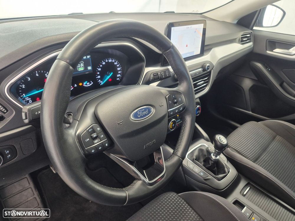 Ford Focus SW 1.0 EcoBoost Business - 12