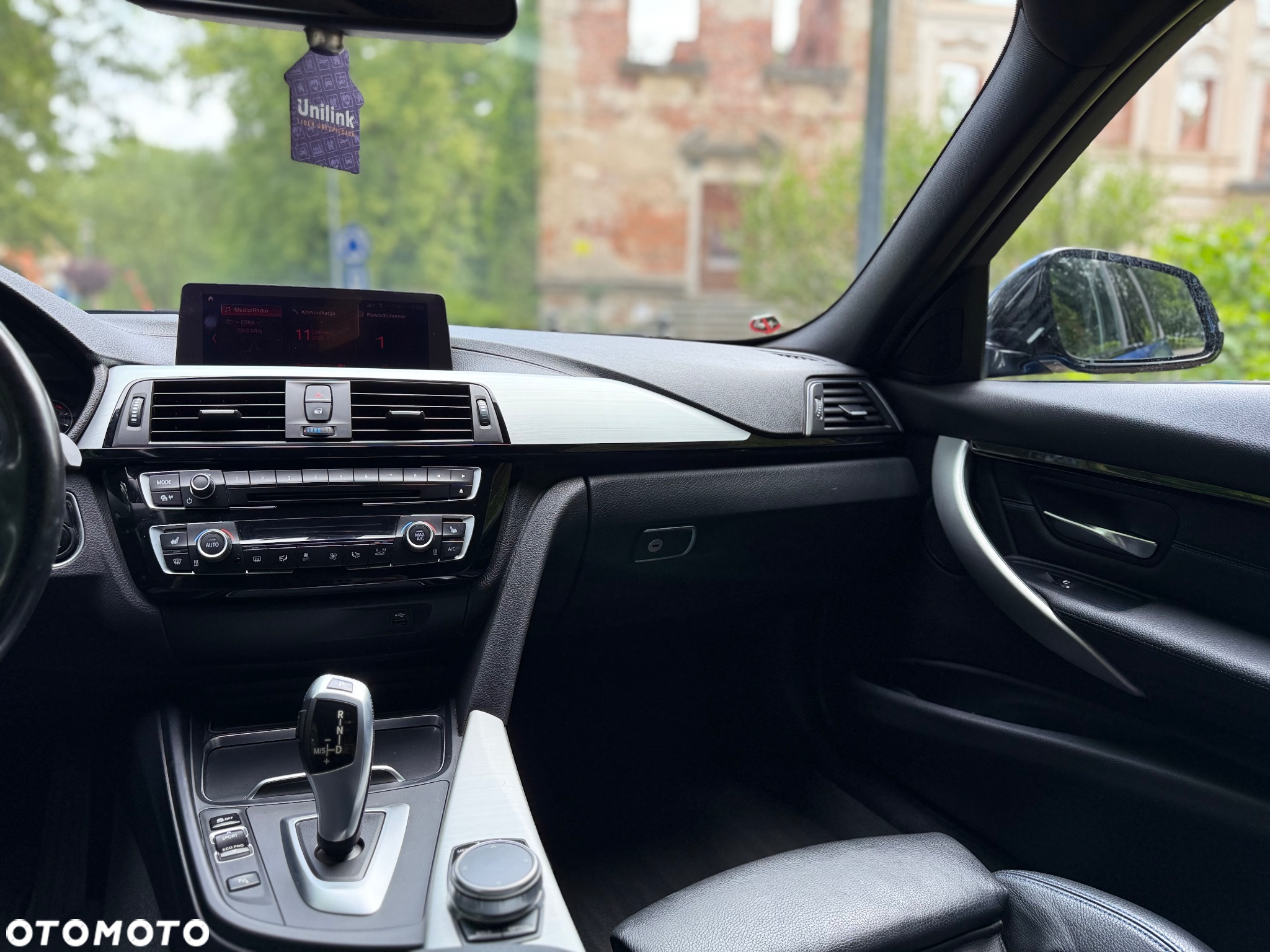 BMW Seria 3 320d xDrive - 12