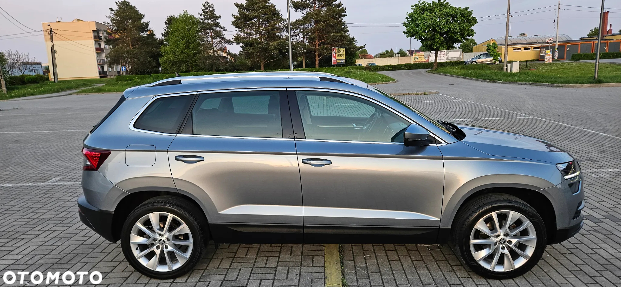 Skoda Karoq 1.0 TSI Edition 130 - 27